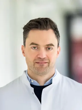 Dr Jonathan Harnoss